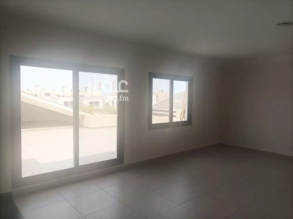 5 bedroom villa in Al Amwaj, Jeddah 8