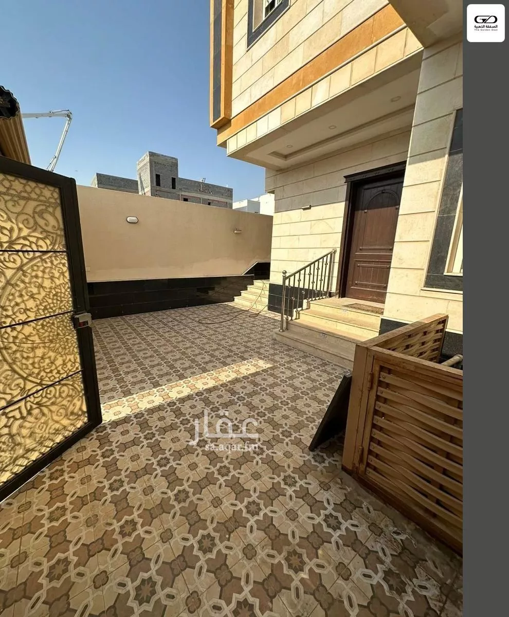 7 bedroom villa in Al Fardus 2