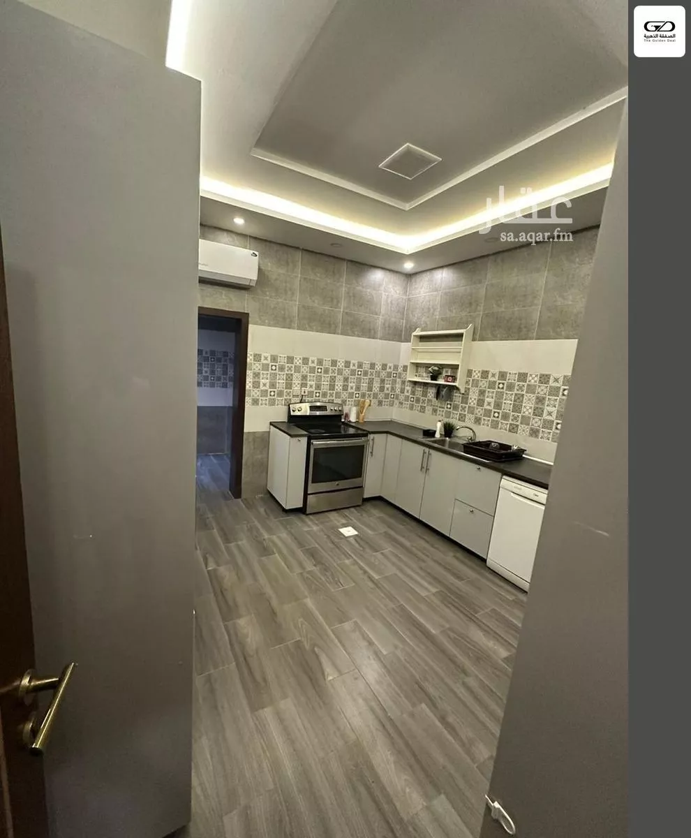 7 bedroom villa in Al Fardus 15