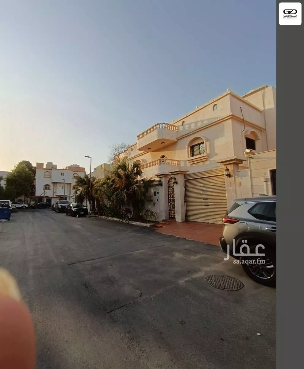 6 bedroom villa in Al Murjan 17