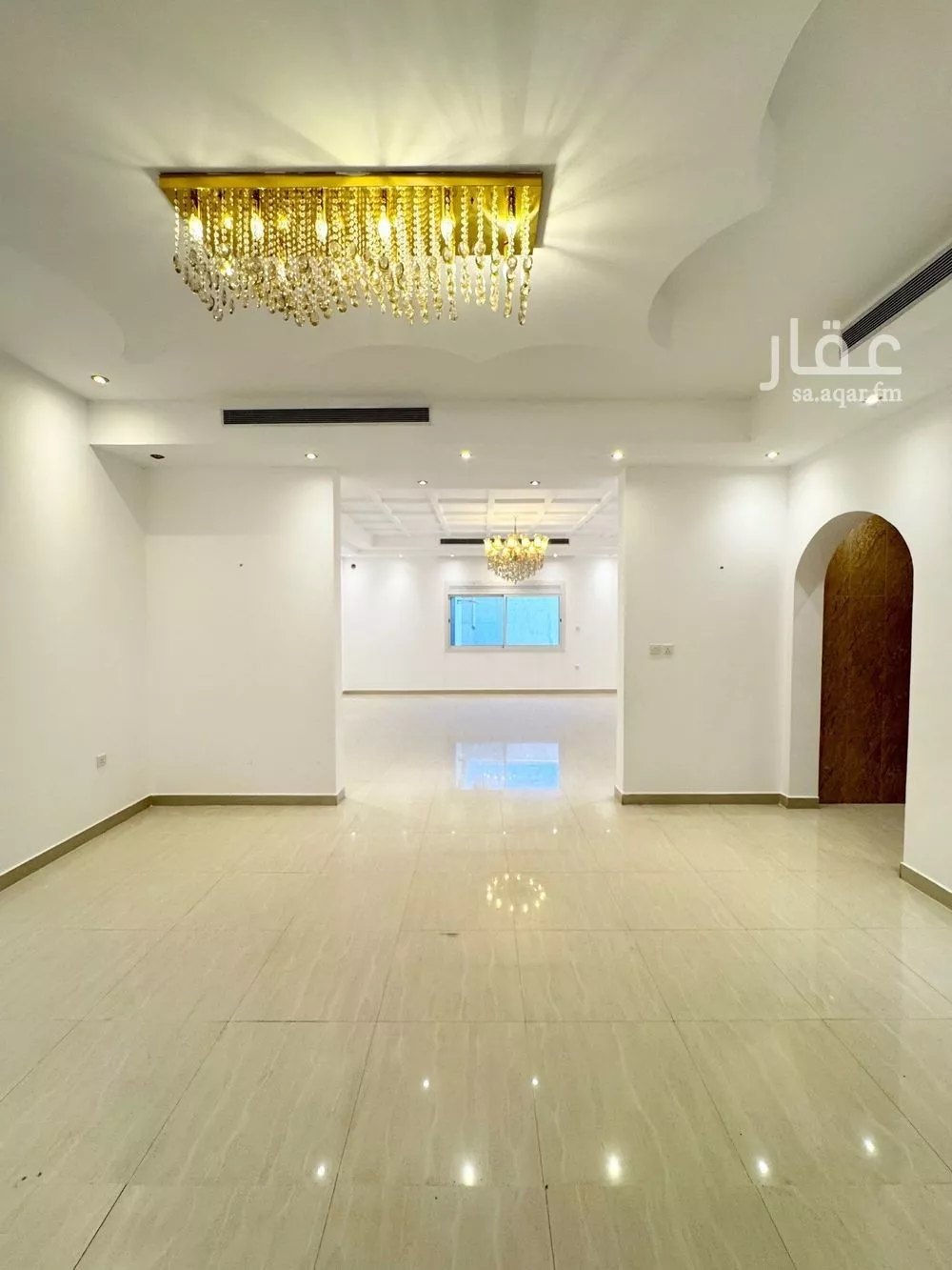 6 bedroom villa in Al Basateen, Jeddah 11