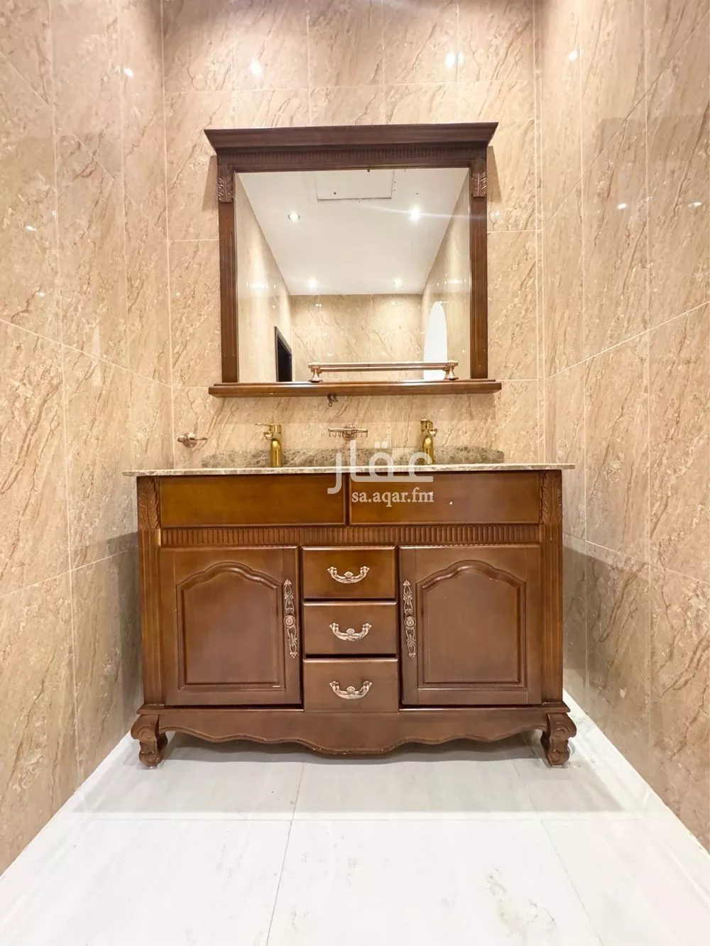 6 bedroom villa in Al Basateen, Jeddah 9