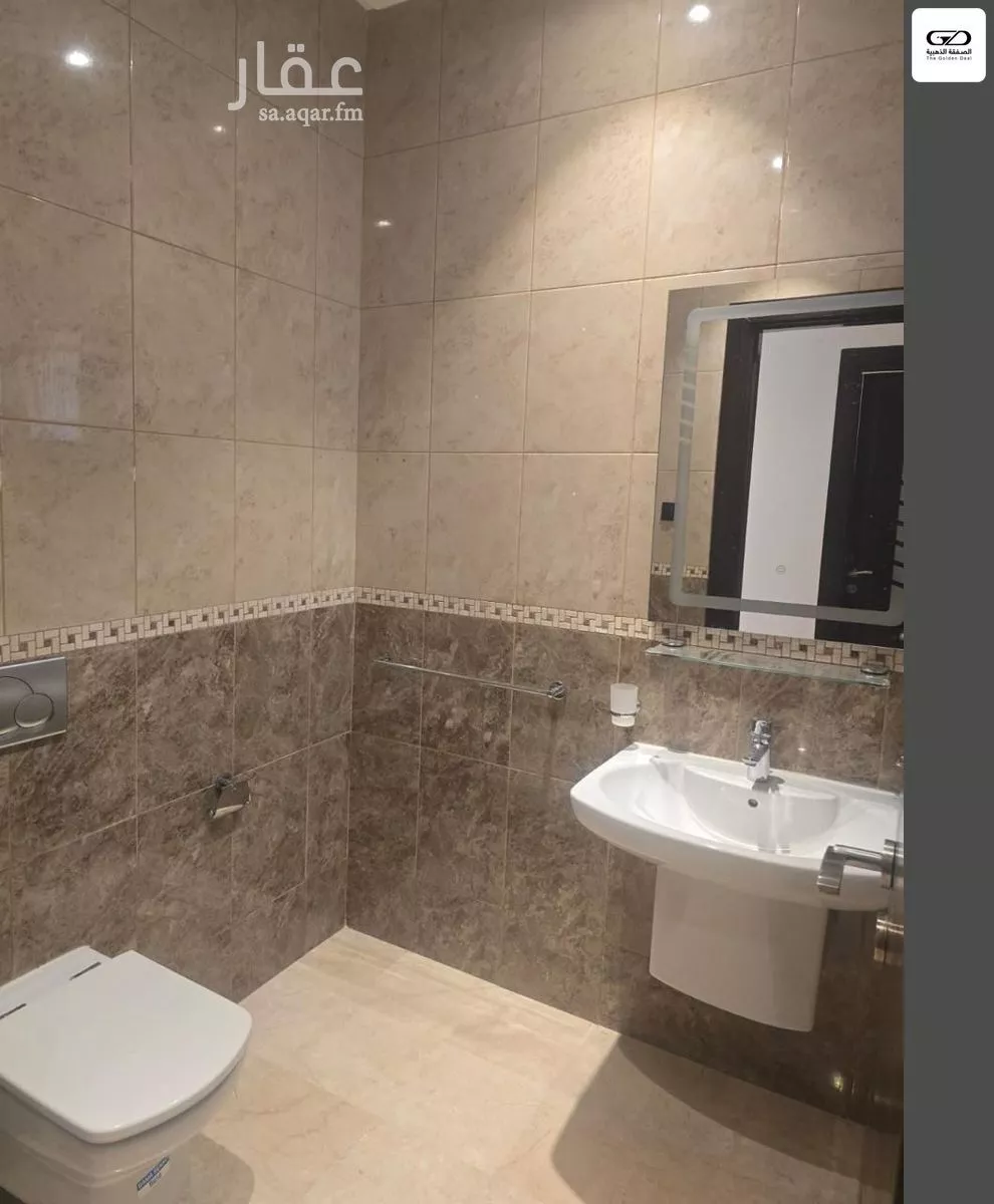 5 bedroom villa in Al Khalidiyyah 18