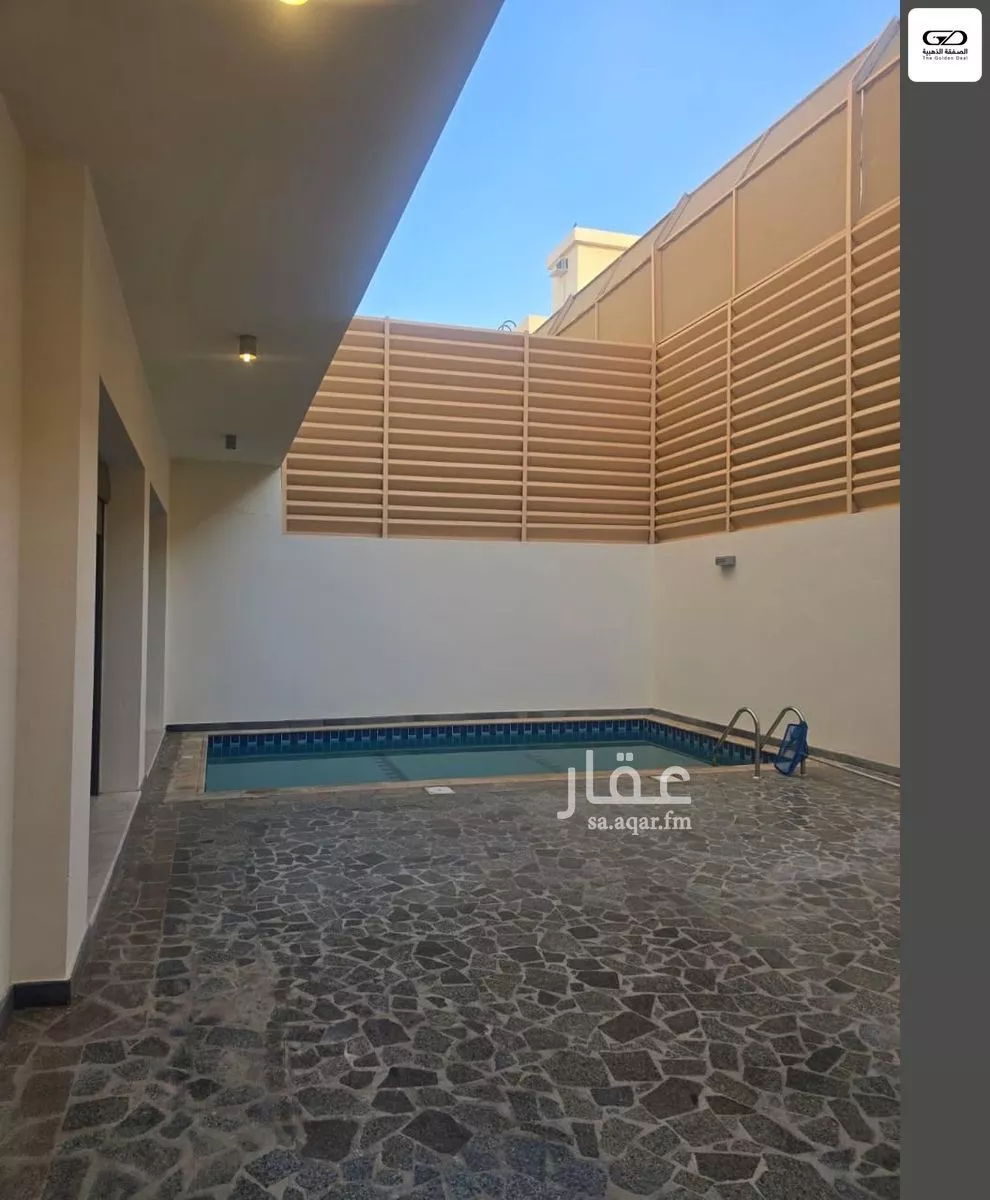 5 bedroom villa in Al Khalidiyyah 24