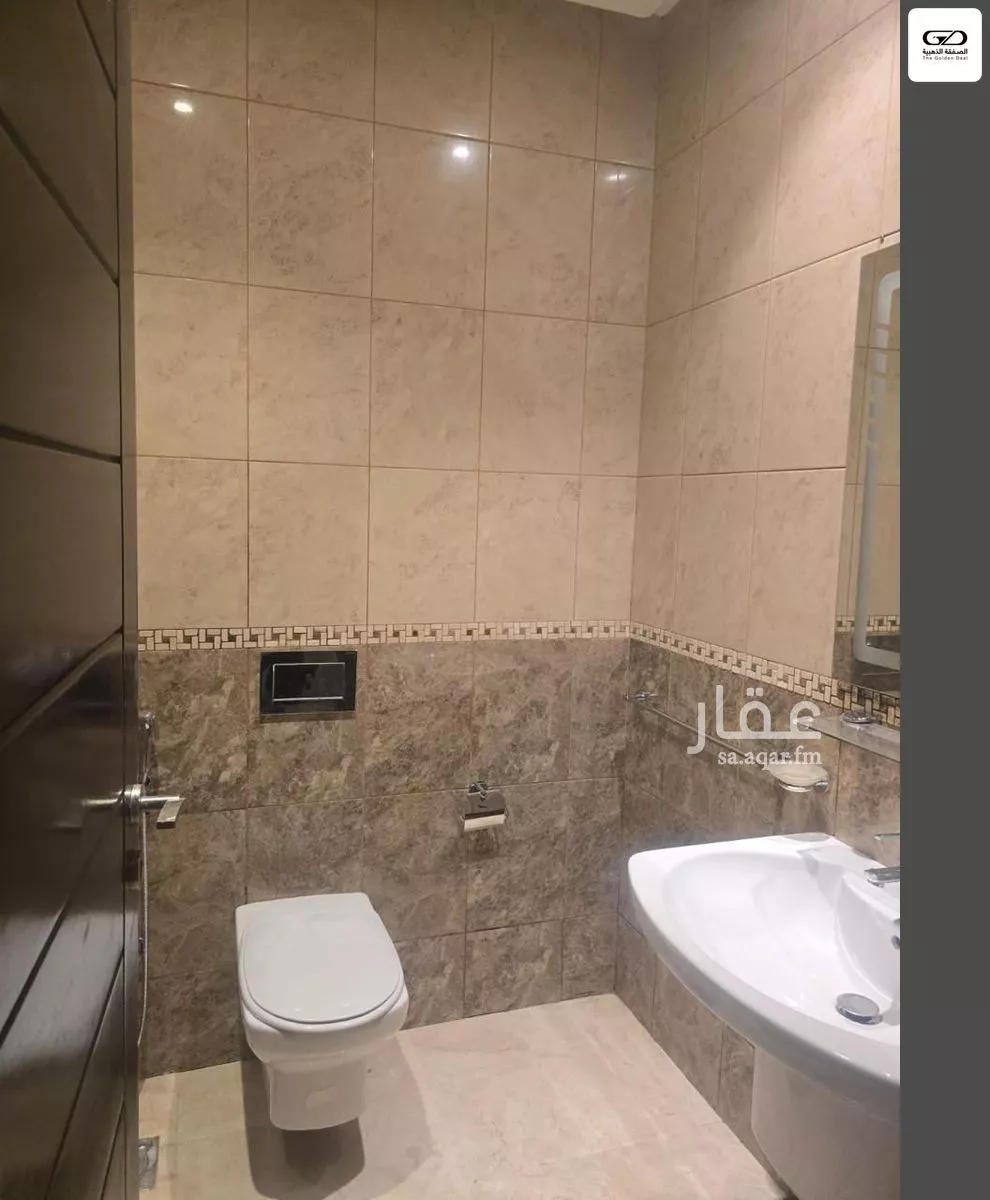 5 bedroom villa in Al Khalidiyyah 8