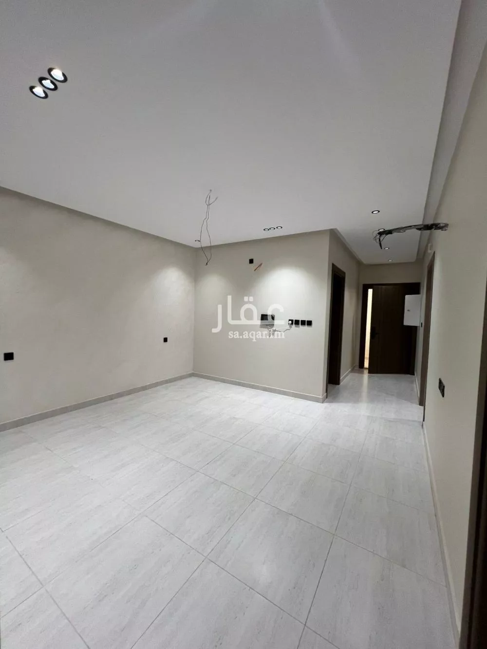 5 bedroom apartment in Al Naeem 8