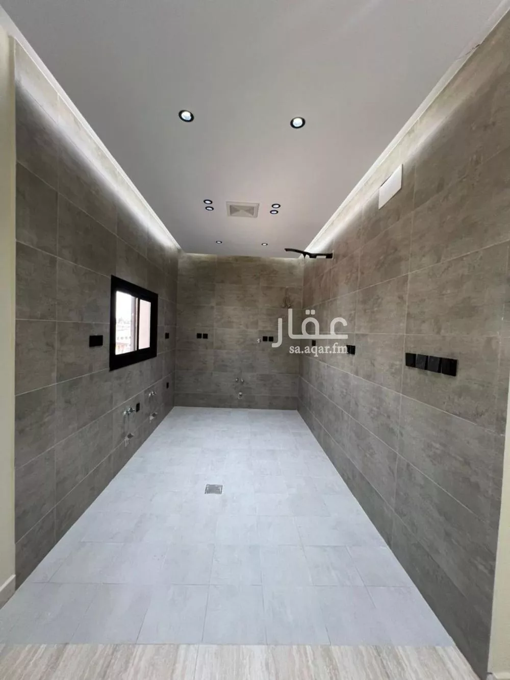 4 bedroom apartment in Al Rawdah 12