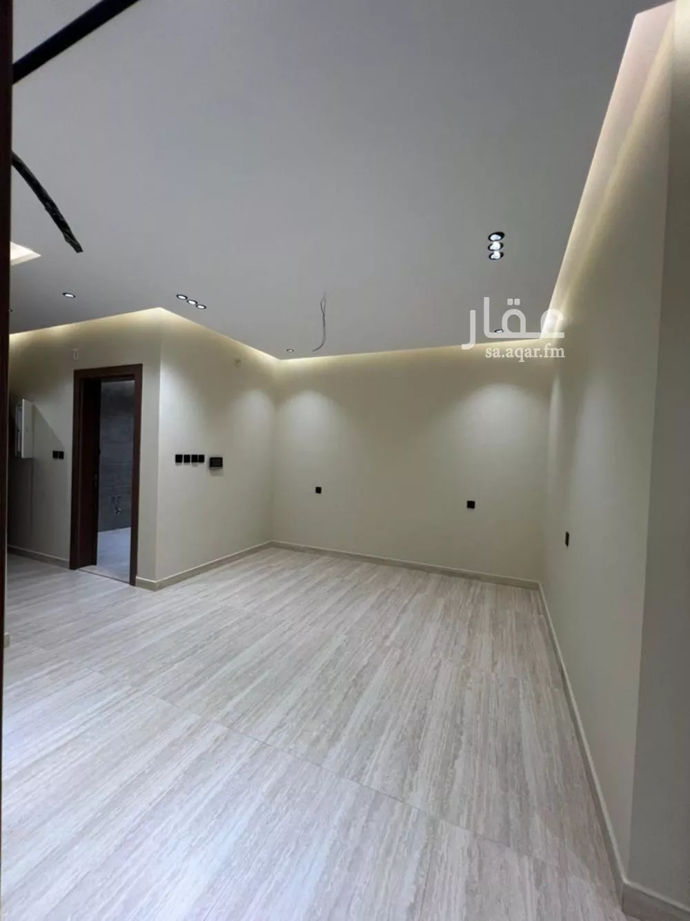 4 bedroom apartment in Al Rawdah 3