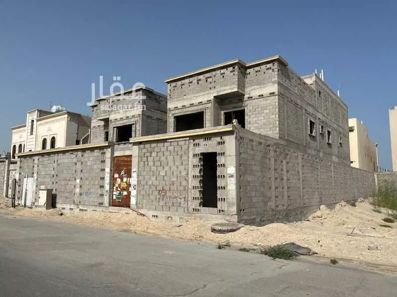 8 bedroom villa in Al Shiraa 4