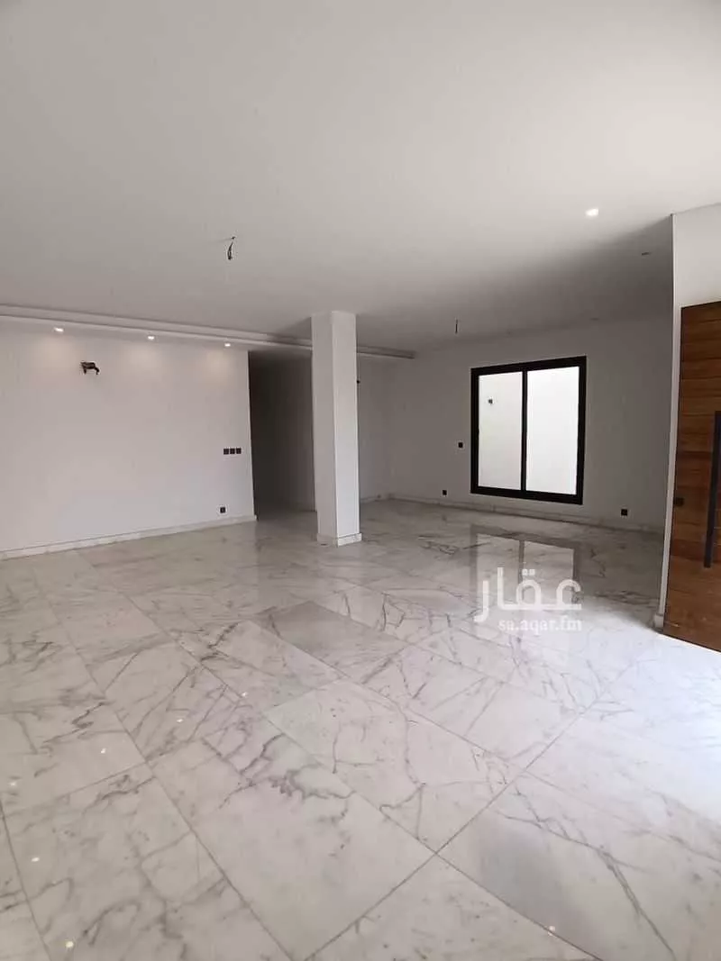 11 bedroom villa in Al Manarat 12