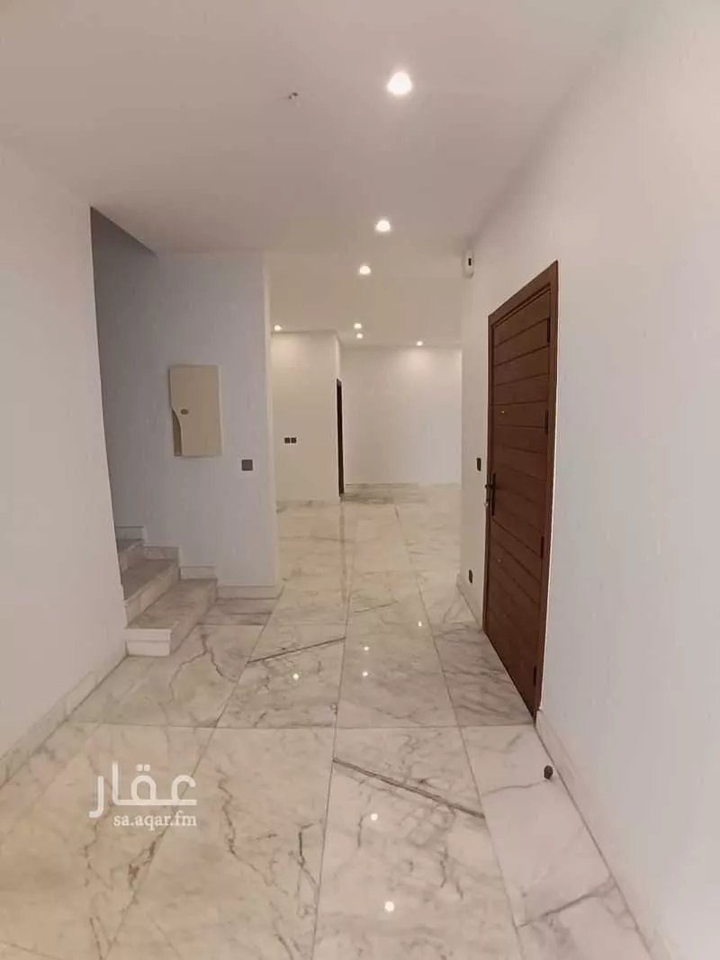 11 bedroom villa in Al Manarat 10