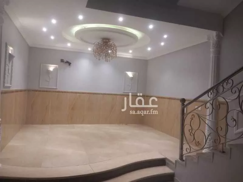 9 bedroom villa in Al Hamdaniyah 4