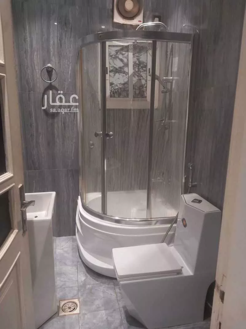 9 bedroom villa in Al Hamdaniyah 5