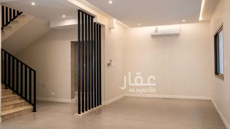 فيلا 5 غرف في النعيم 12