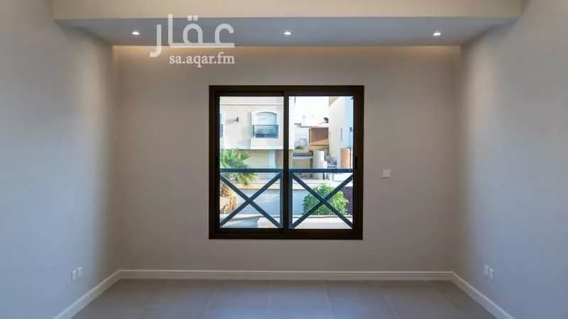 فيلا 5 غرف في النعيم 20