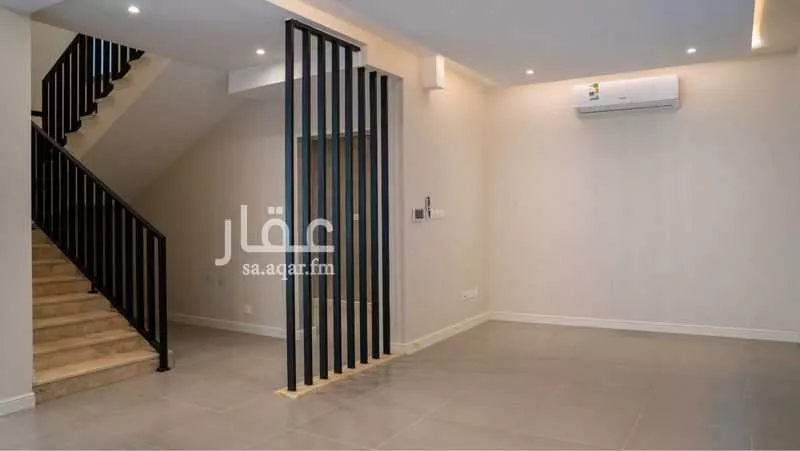 فيلا 5 غرف في النعيم 4