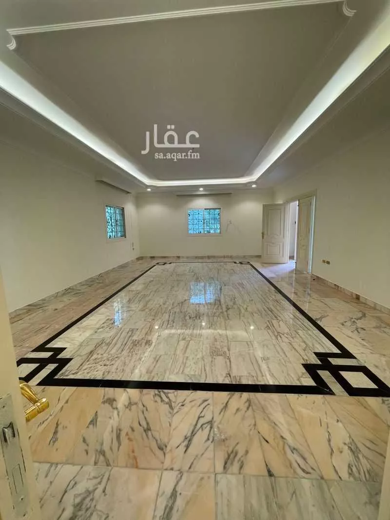 فيلا 8 غرف في الروضة 9