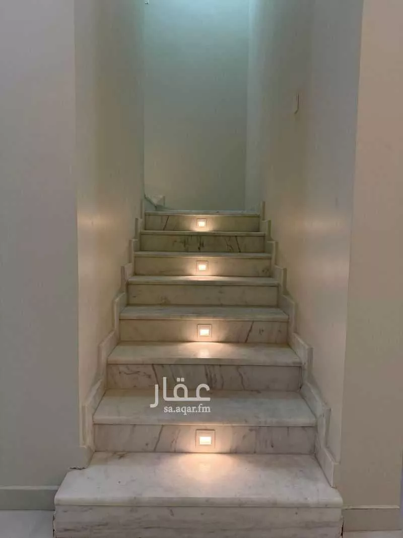 4 bedroom villa in Al Buhairah 6