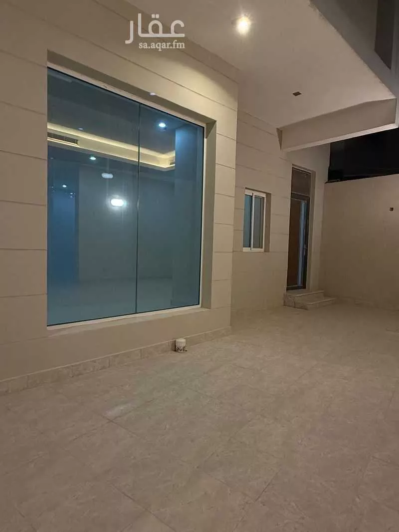 4 bedroom villa in Al Buhairah 7