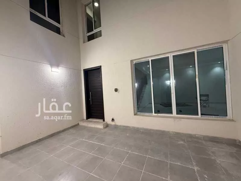 5 bedroom villa in Al Falah 11