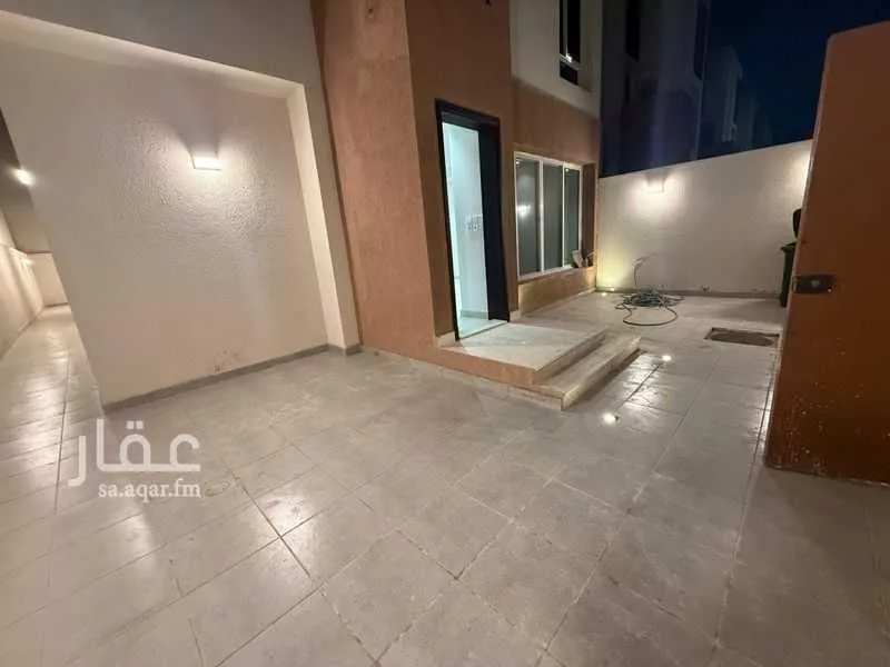 5 bedroom villa in Al Falah 12