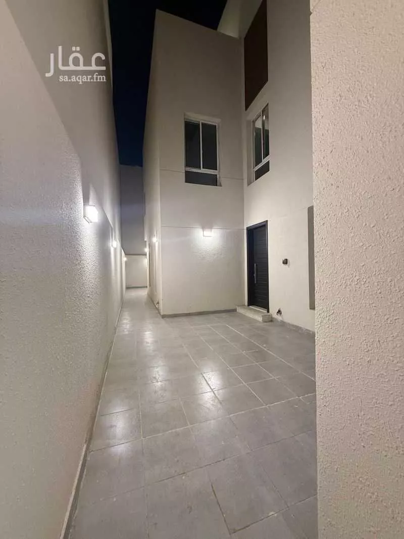 5 bedroom villa in Al Falah 18