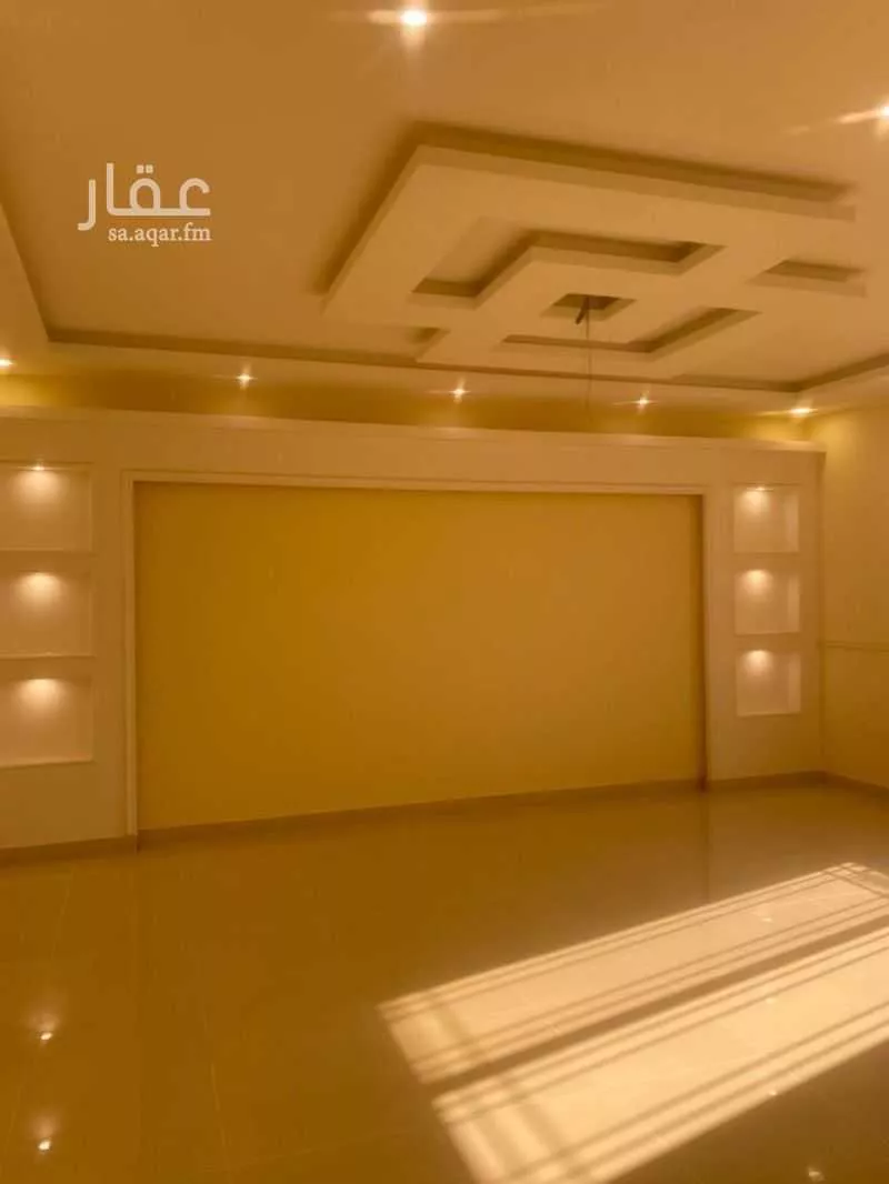 8 bedroom villa in Al Sawari 2