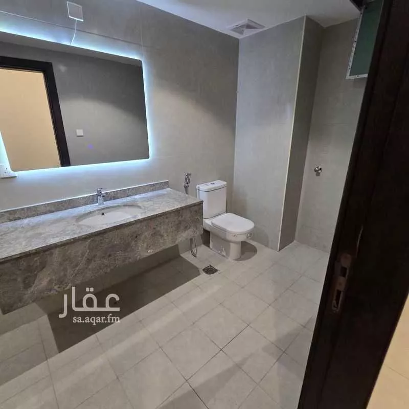 فيلا 6 غرف في الفلاح 8