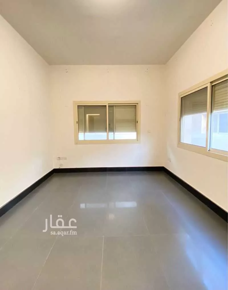 4 bedroom villa in Al Rawdah 18