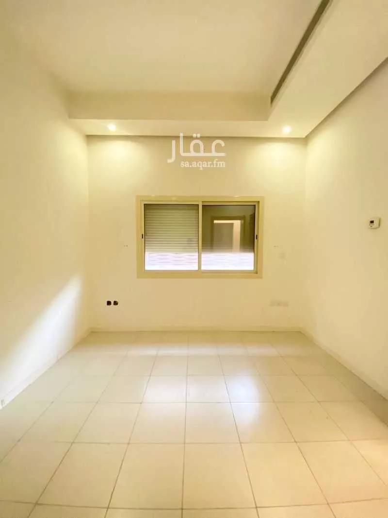 4 bedroom villa in Al Rawdah 23