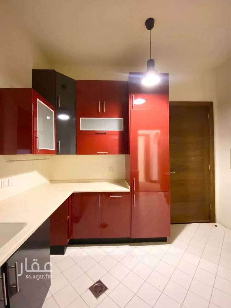 4 bedroom villa in Al Rawdah 5