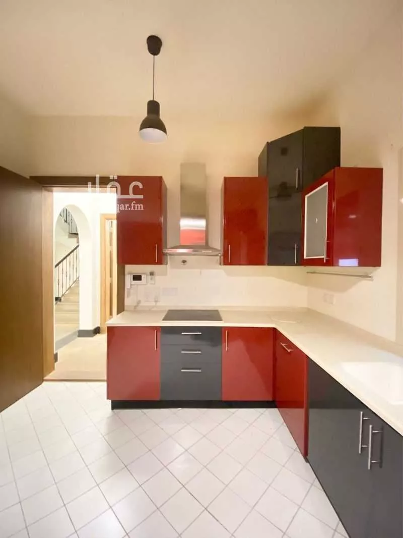 4 bedroom villa in Al Rawdah 7