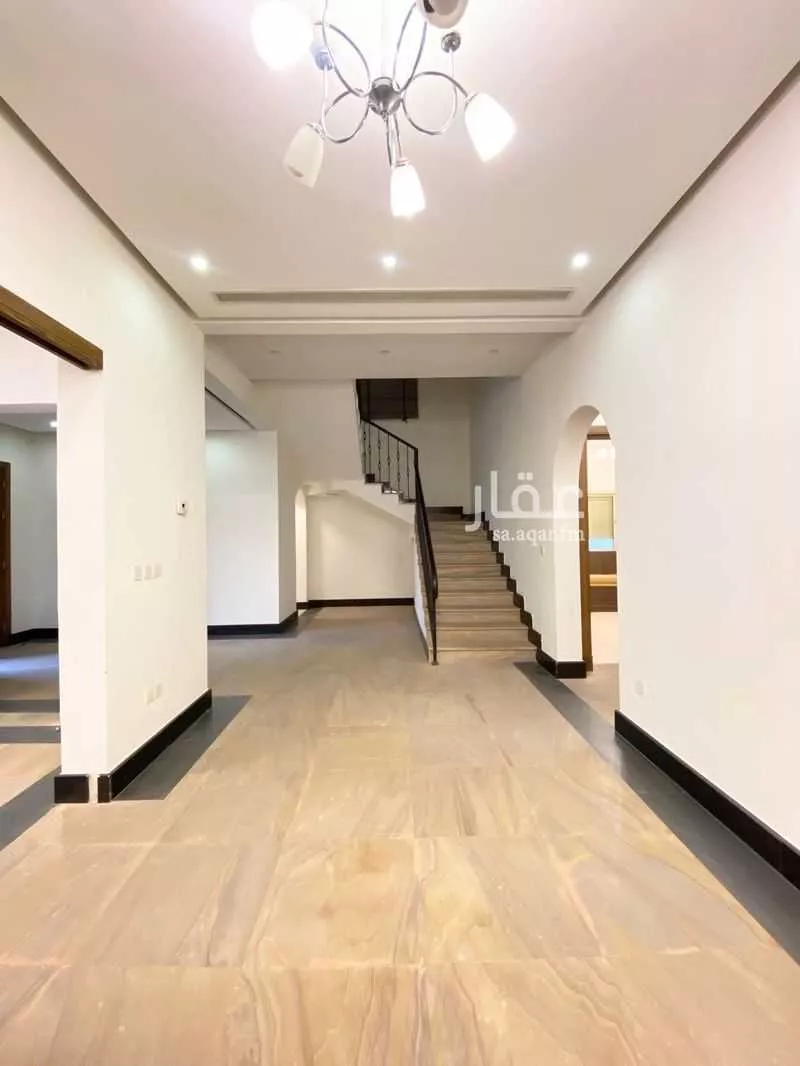 4 bedroom villa in Al Rawdah 8