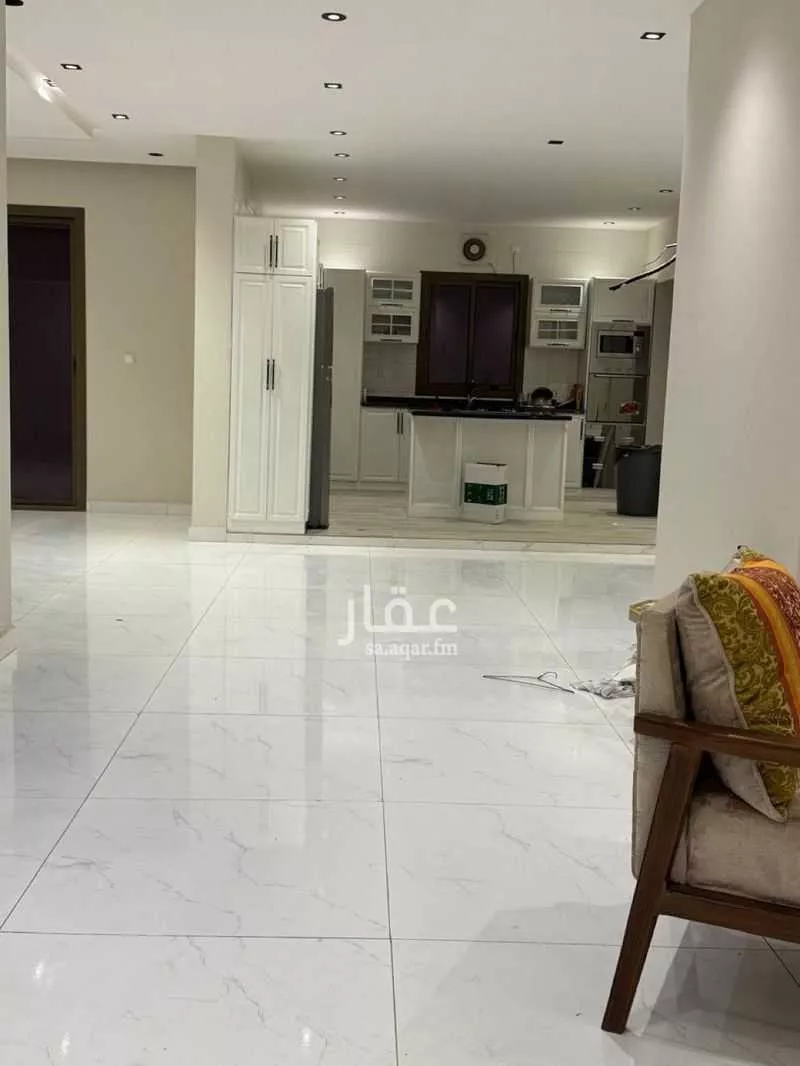فيلا 6 غرف في الزمرد 8