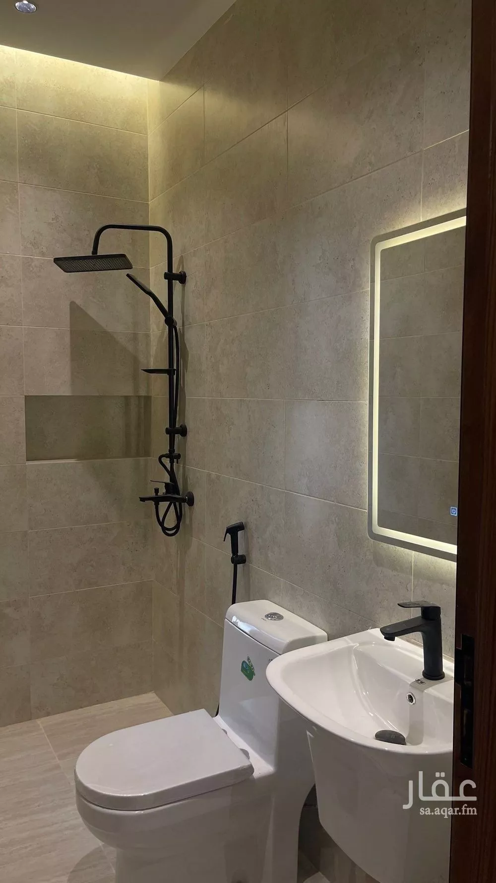 2 bedroom apartment in Al Nuzhah 4