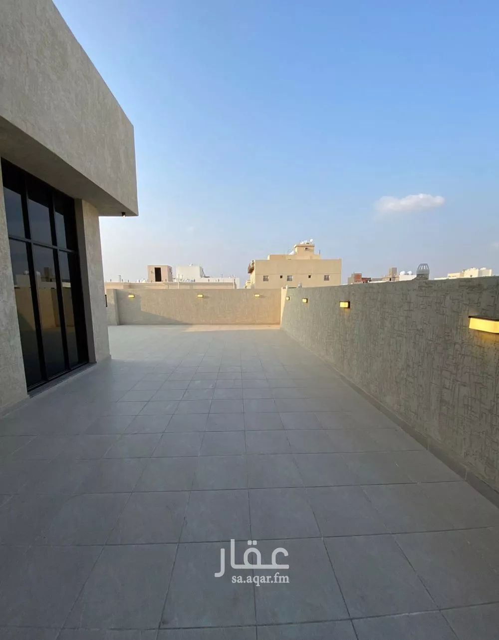 6 bedroom apartment in Al Salamah 15