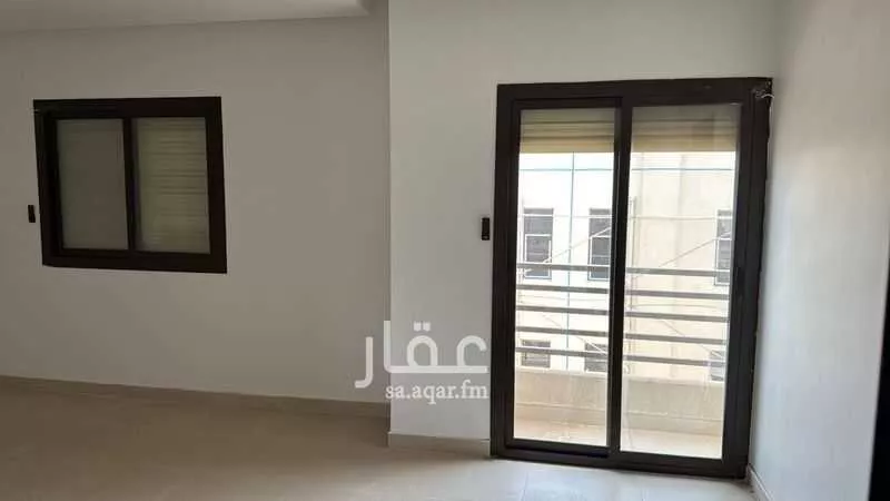فيلا 6 غرف في الصوارى 12