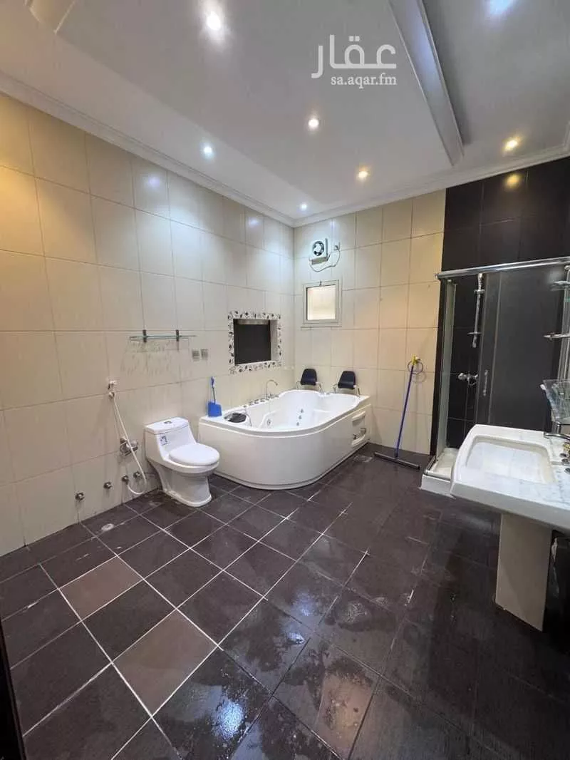 7 bedroom villa in Al Basateen 14