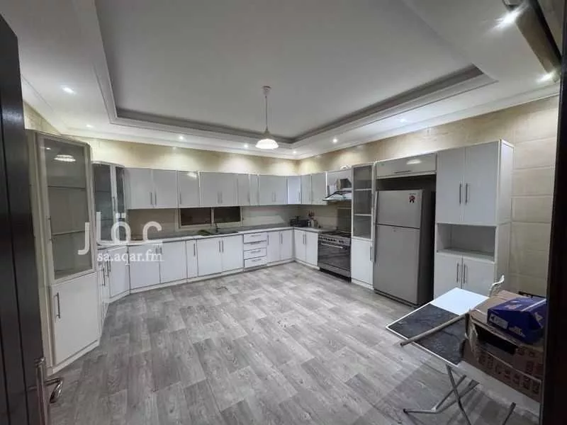 7 bedroom villa in Al Basateen 7