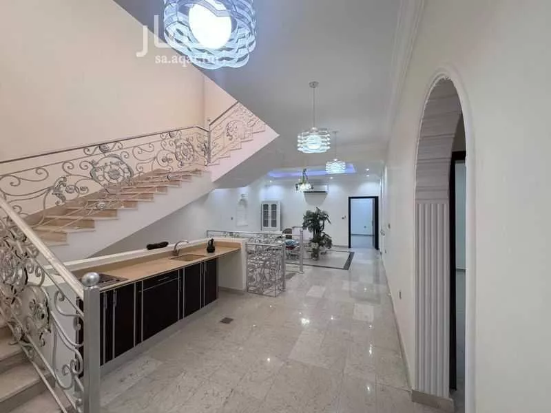 7 bedroom villa in Al Basateen 10