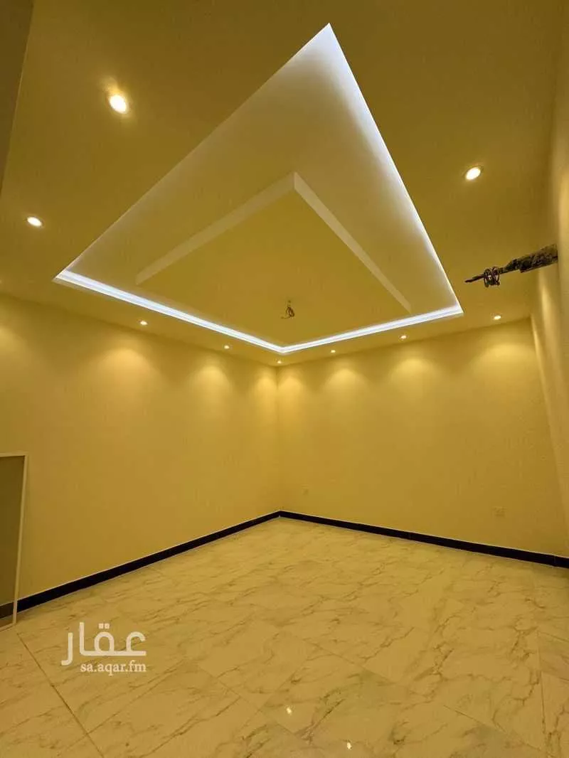 فيلا 6 غرف في الزمرد 8