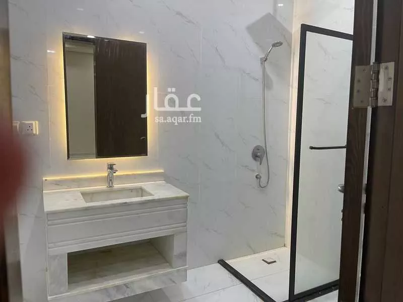 6 bedroom villa in Al Yaqout 11