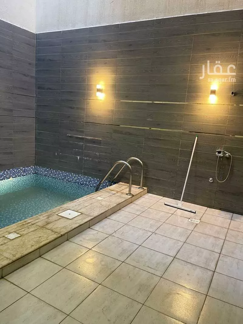 6 bedroom villa in Al Yaqout 14