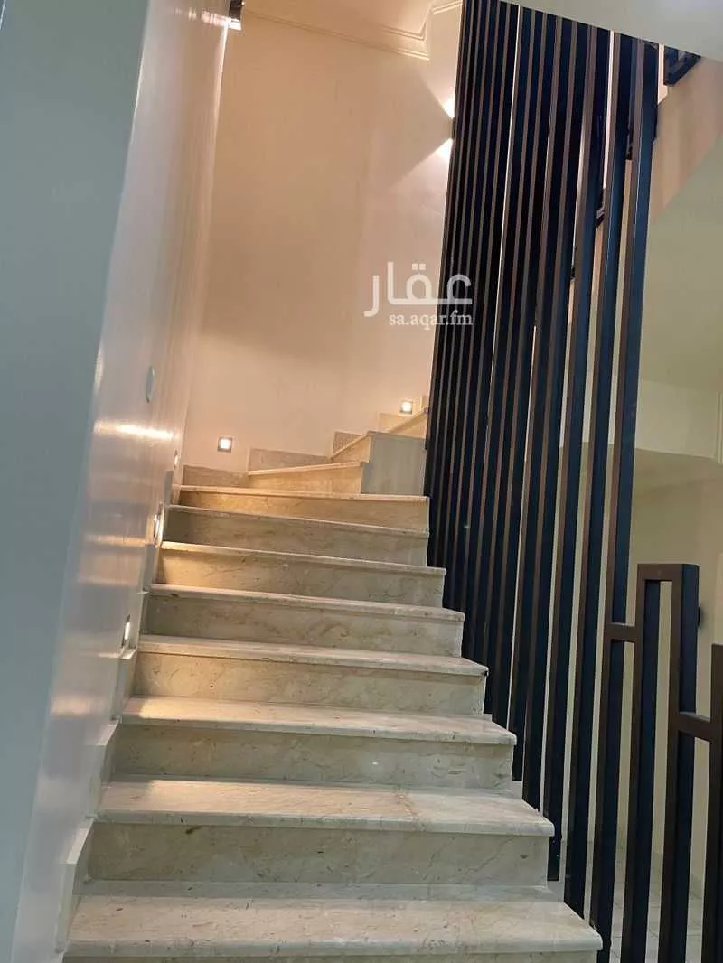 6 bedroom villa in Al Yaqout 15