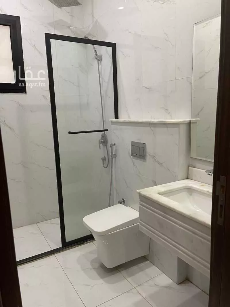 6 bedroom villa in Al Yaqout 22