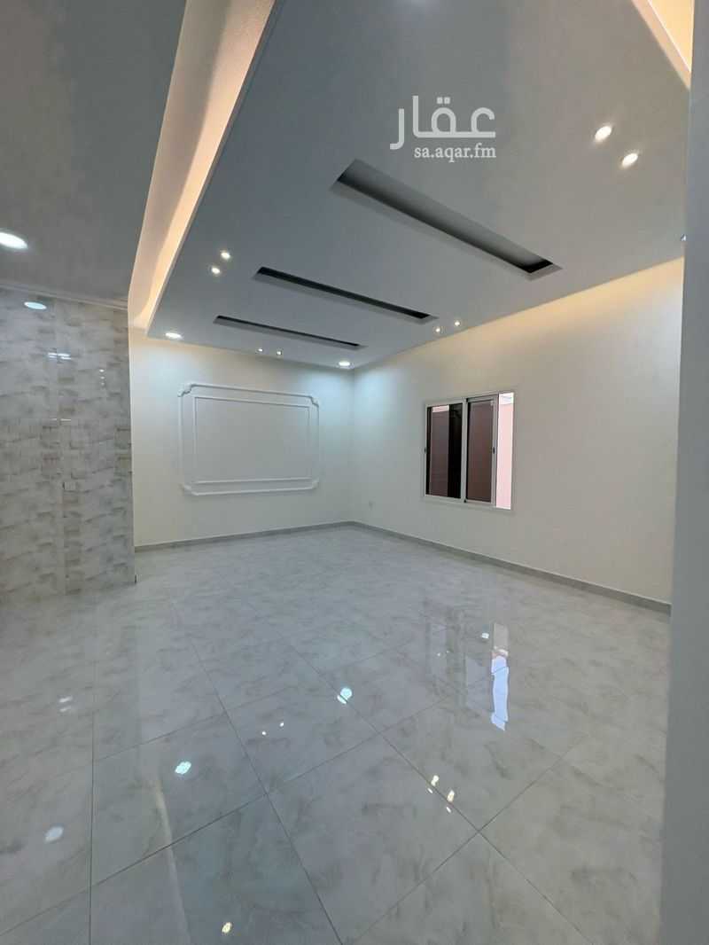 4 bedroom villa in Al Khuzama, Eastern Province 8