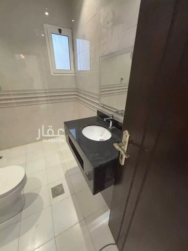 فيلا 9 غرف في الزمرد 7