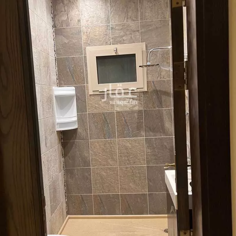 4 bedroom villa in Abhur North, Jeddah 14