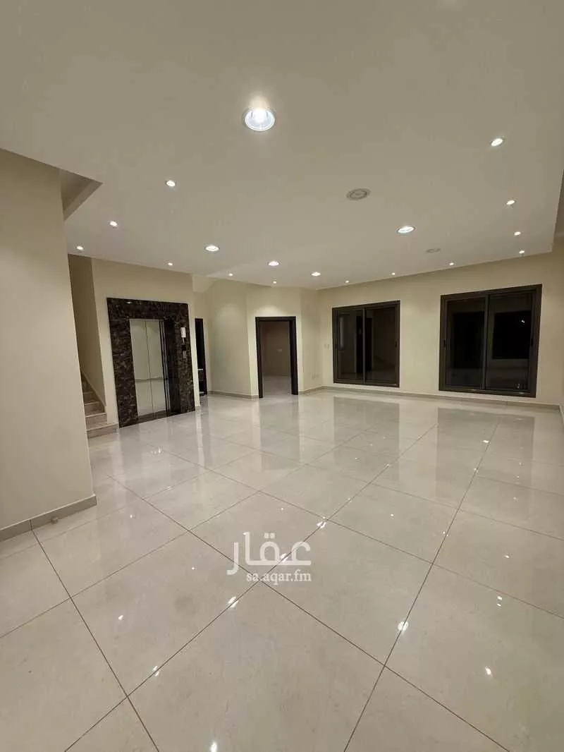 6 bedroom villa in Ar Rayan, Riyadh 3