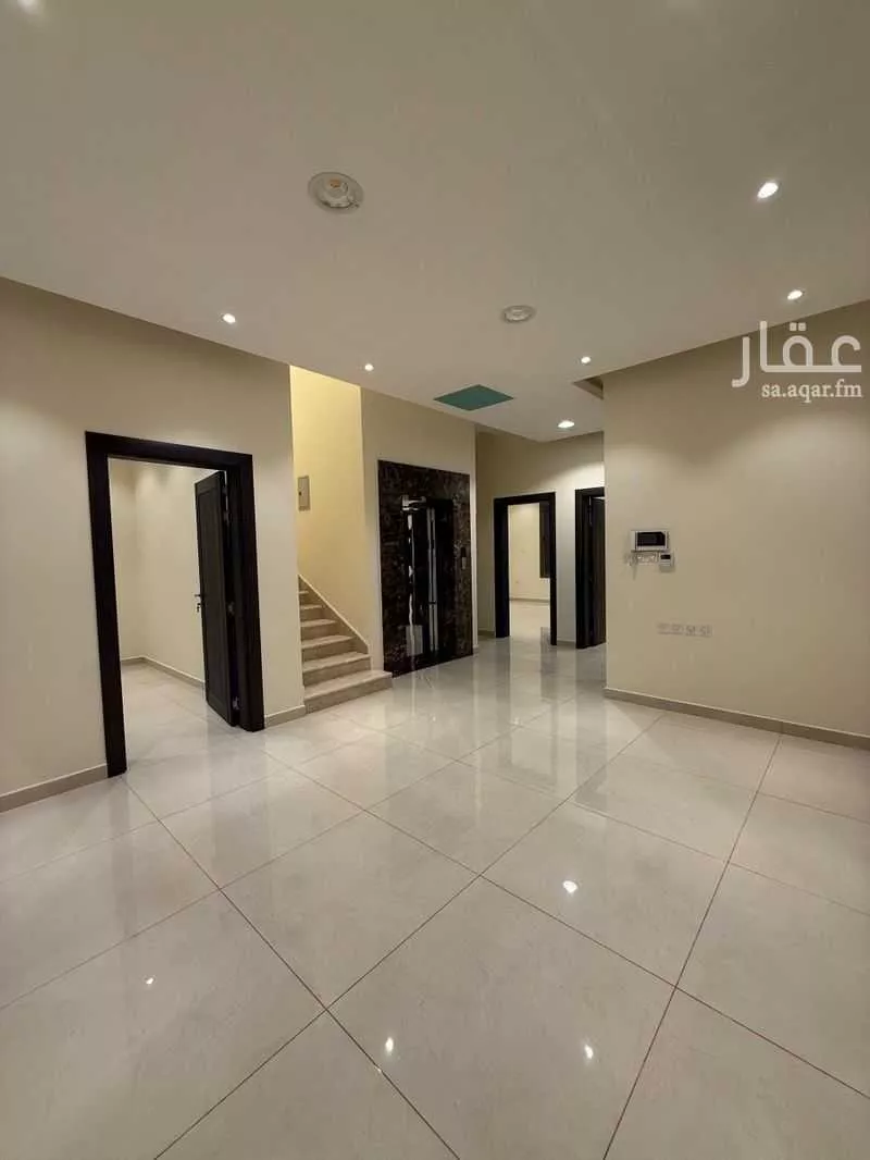 6 bedroom villa in Ar Rayan, Riyadh 10